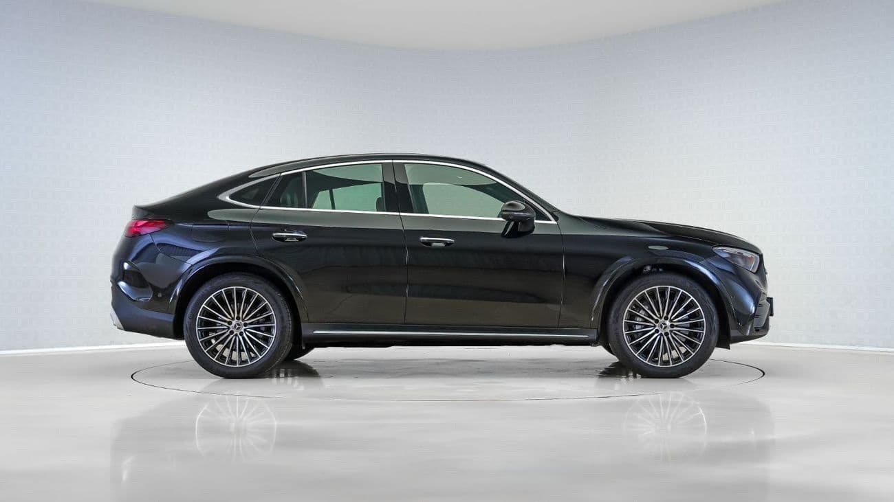 2025 Mercedes Benz GLC200 AMG 4Matic Coupe thumbnail 3