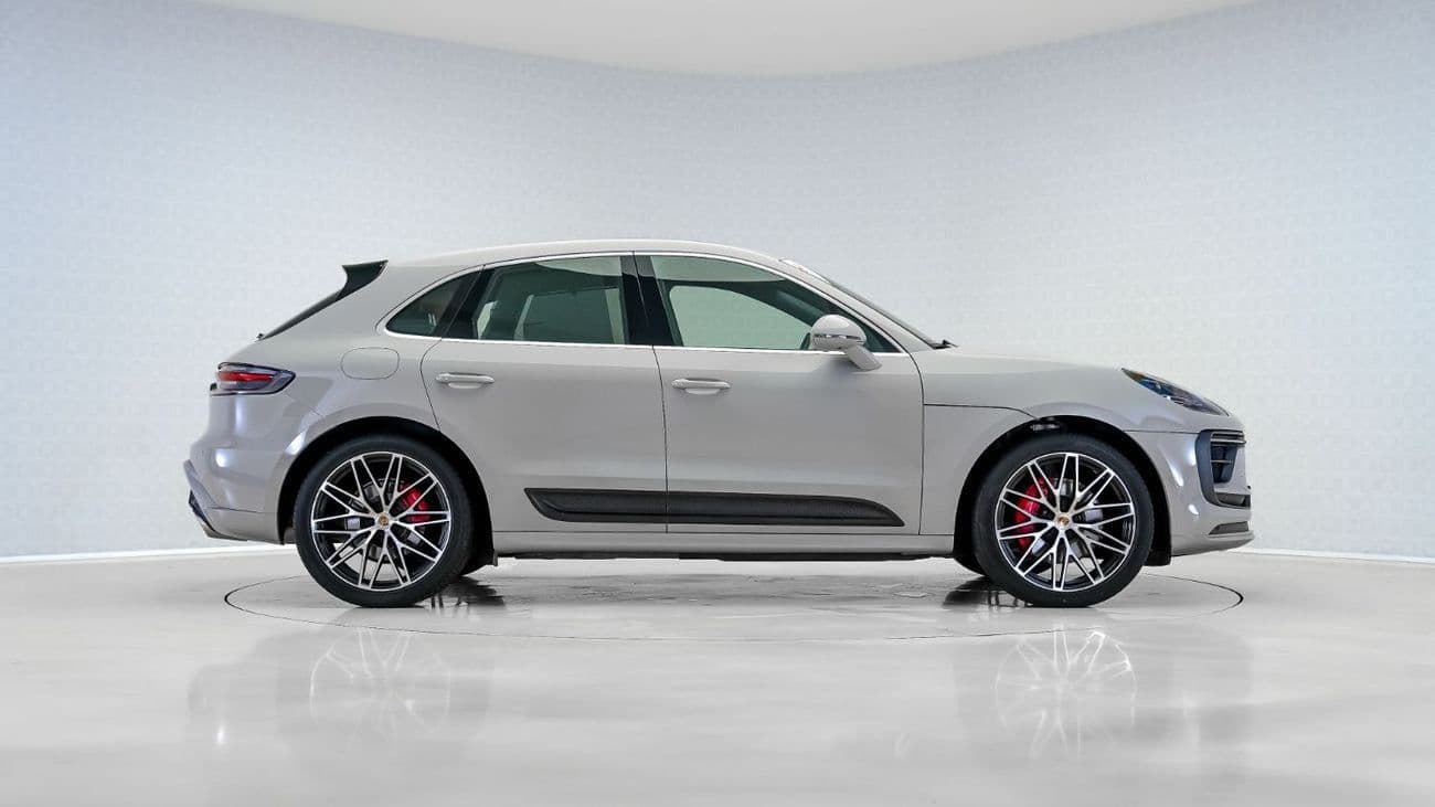 2024 Porsche Macan S thumbnail 3