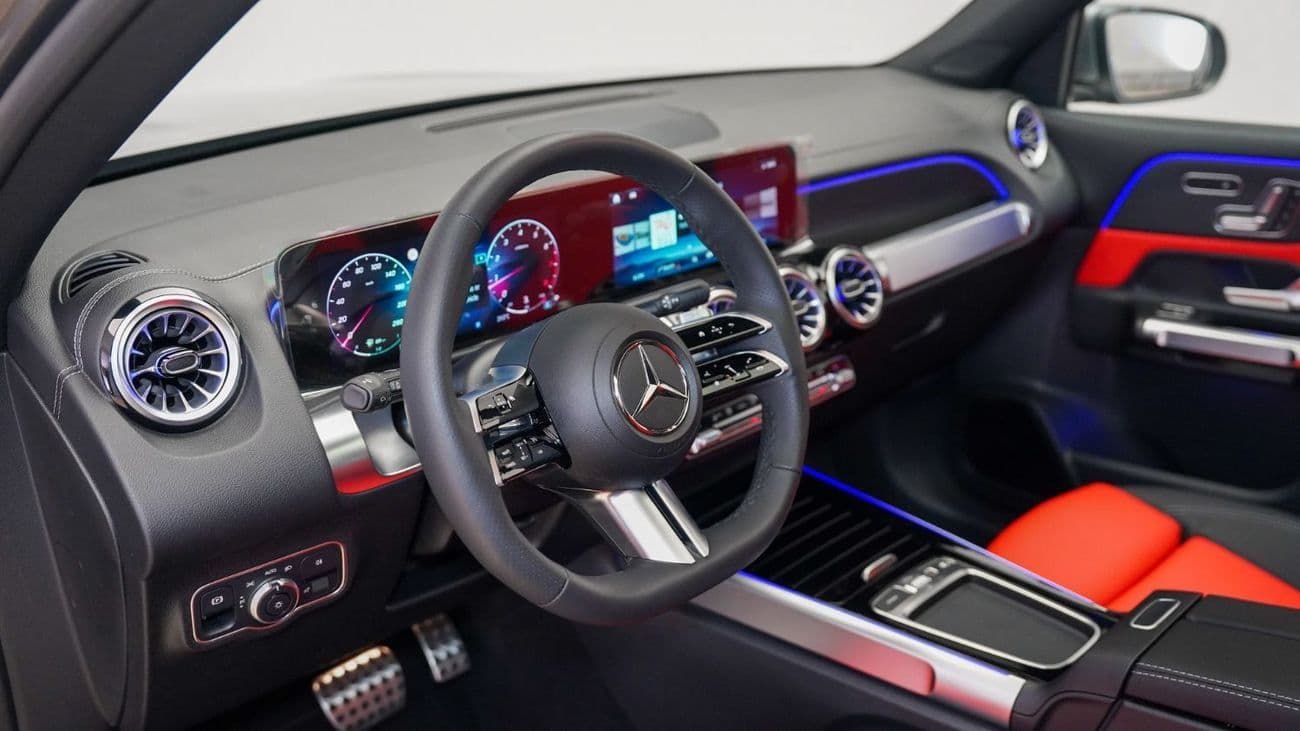 2026 Mercedes Benz GLB200 STANDARD thumbnail 4