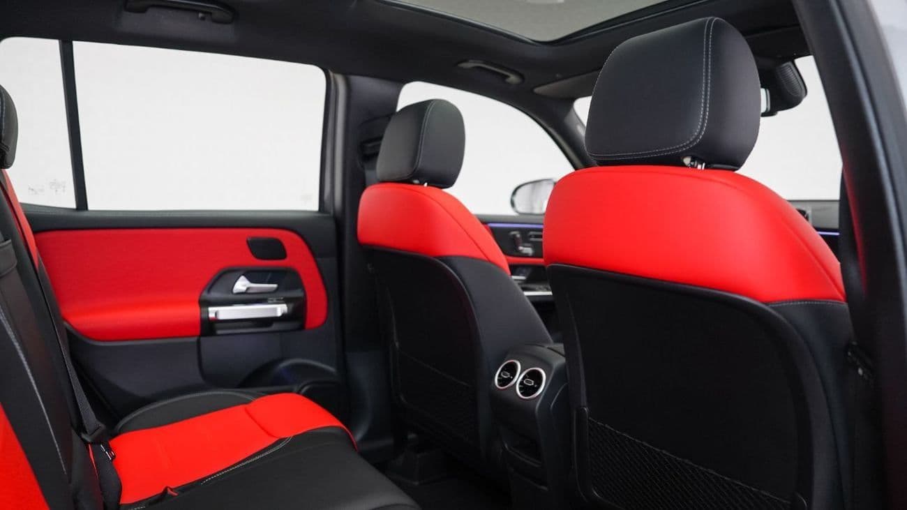 2026 Mercedes Benz GLB200 STANDARD thumbnail 5