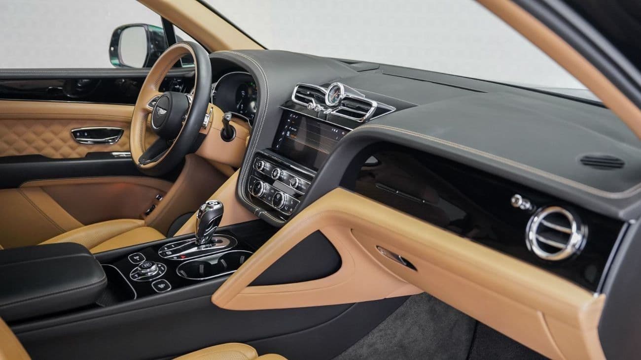 2021 Bentley Bentayga STANDARD thumbnail 8