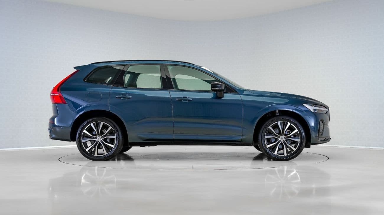 2024 Volvo XC60 thumbnail 3