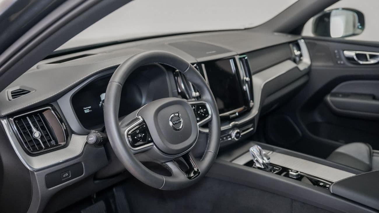 2024 Volvo XC60 thumbnail 4