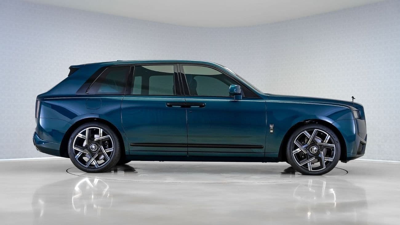 2026 Rolls Royce Cullinan BLACK BADGE thumbnail 3