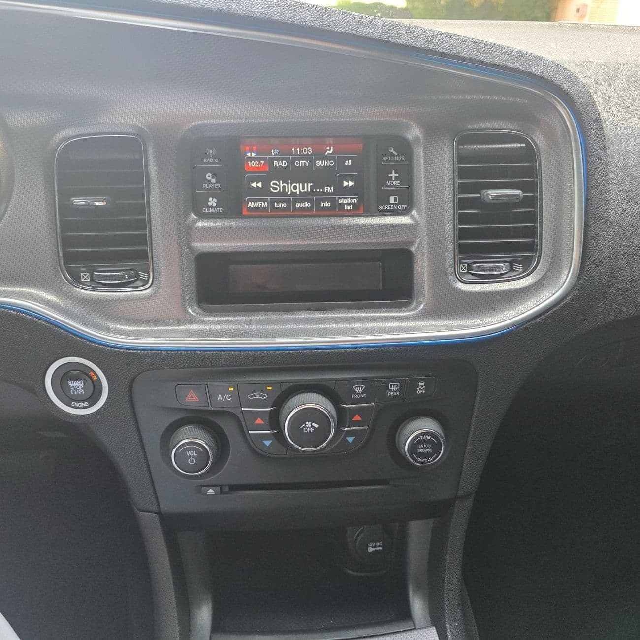 2014 Dodge Charger SE thumbnail 6