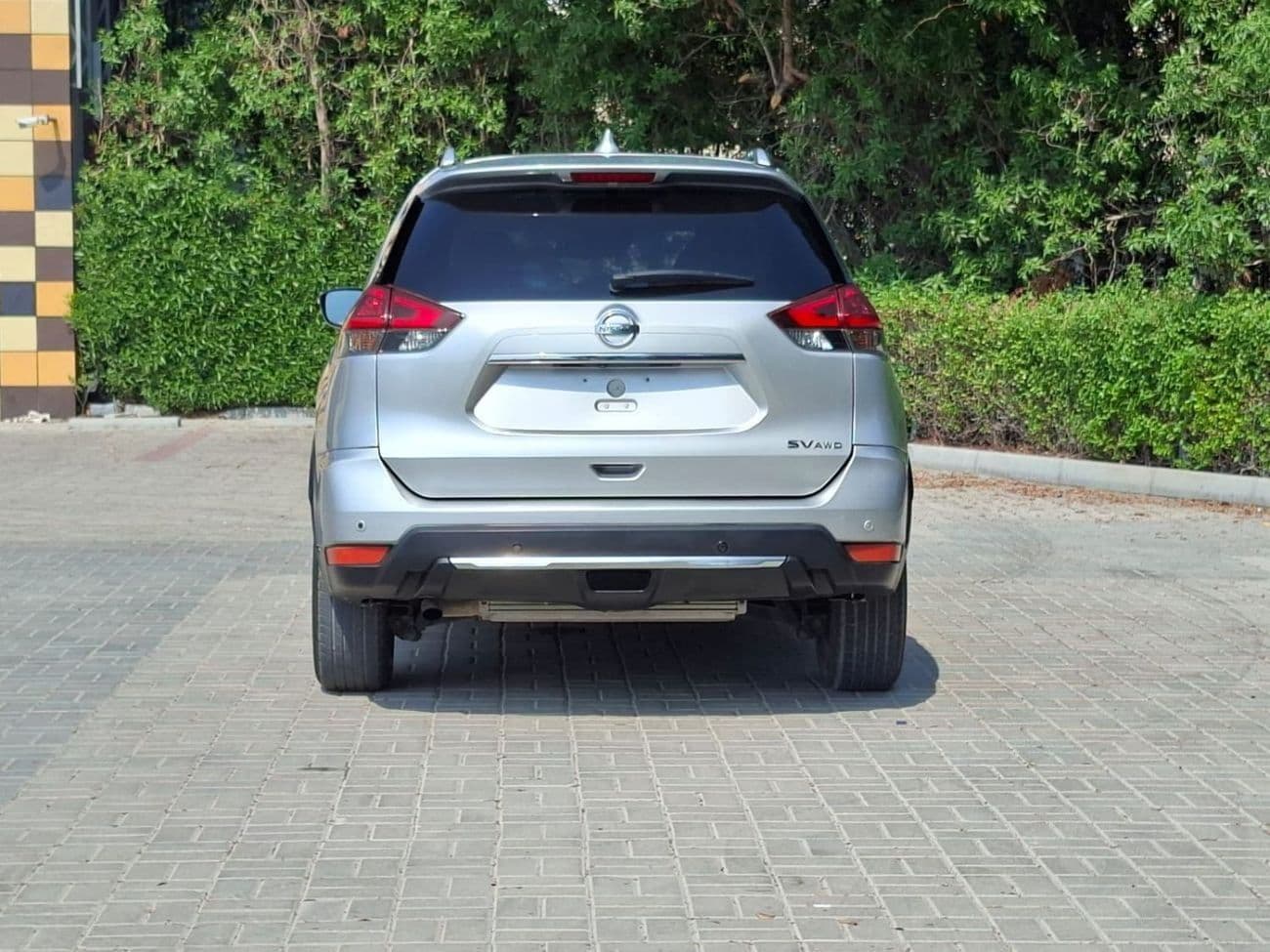 2020 Nissan Rogue SV thumbnail 6