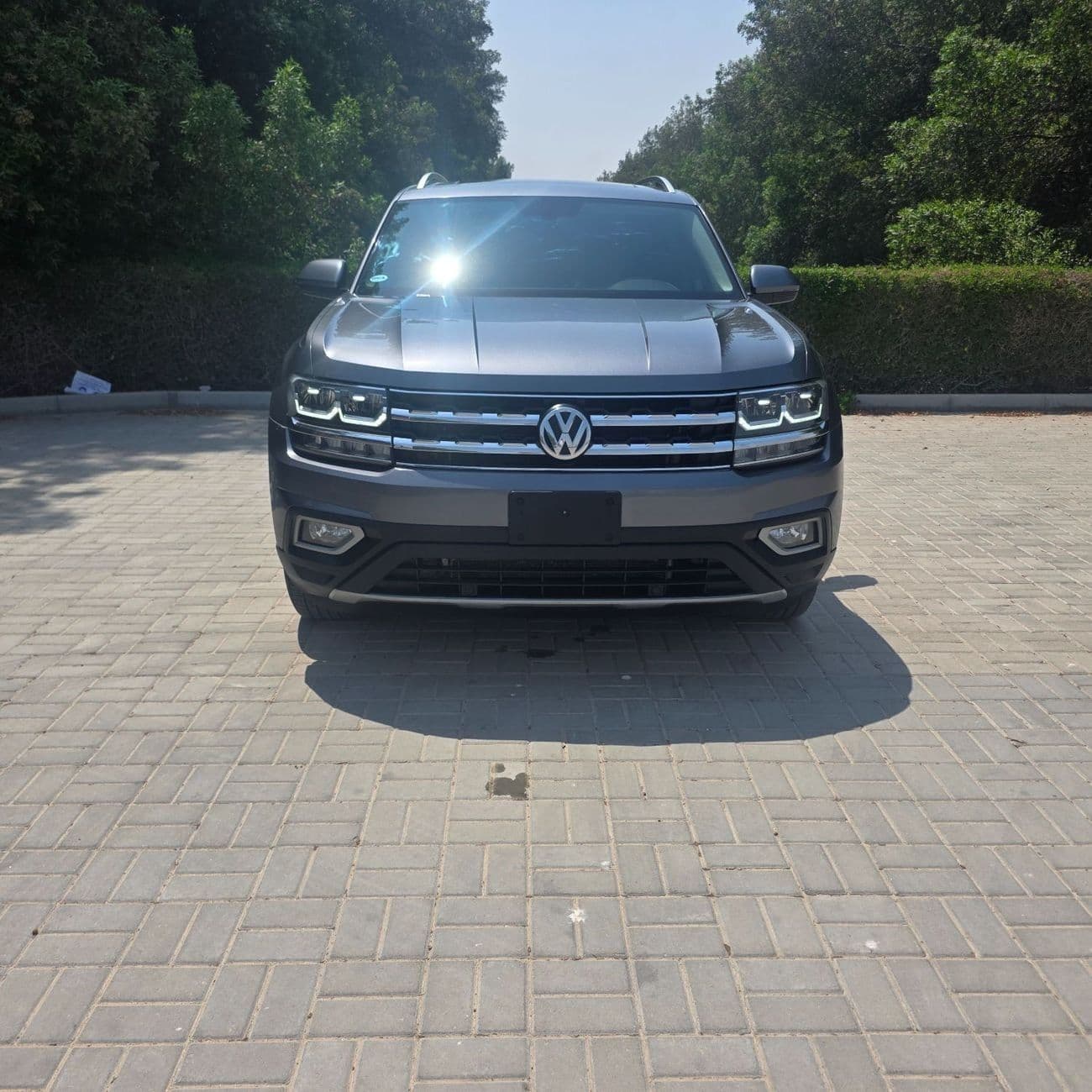2019 Volkswagen Teramont R LINE thumbnail 3