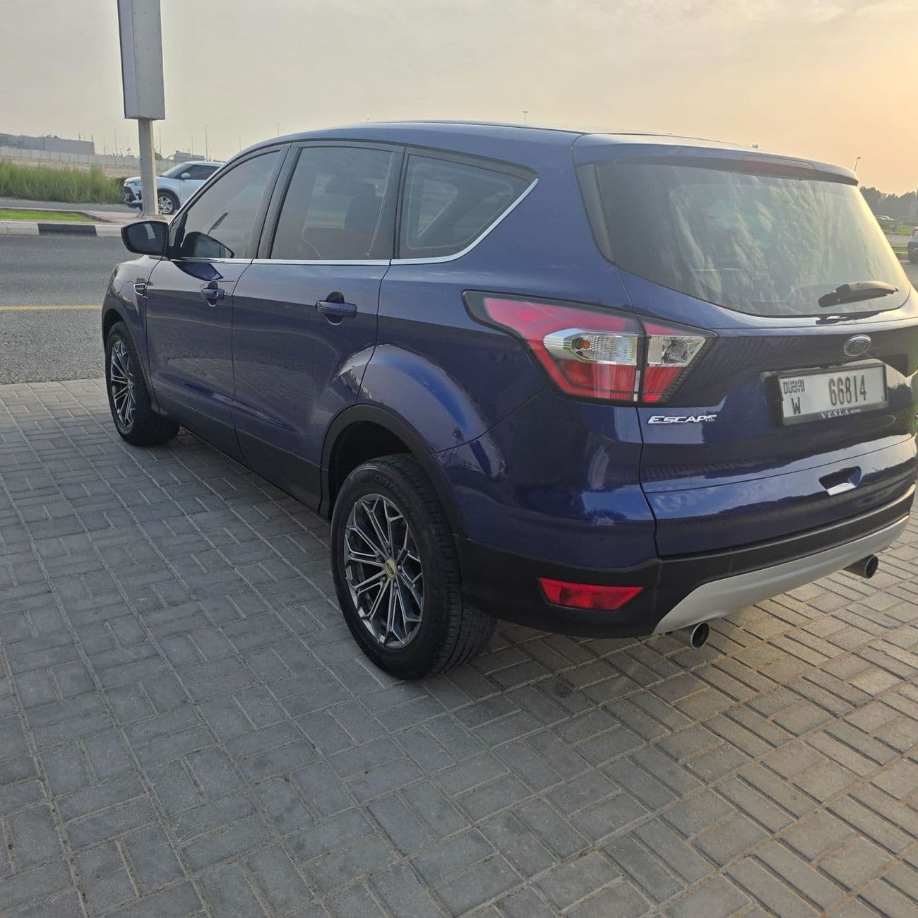 2018 Ford Escape SE thumbnail 8