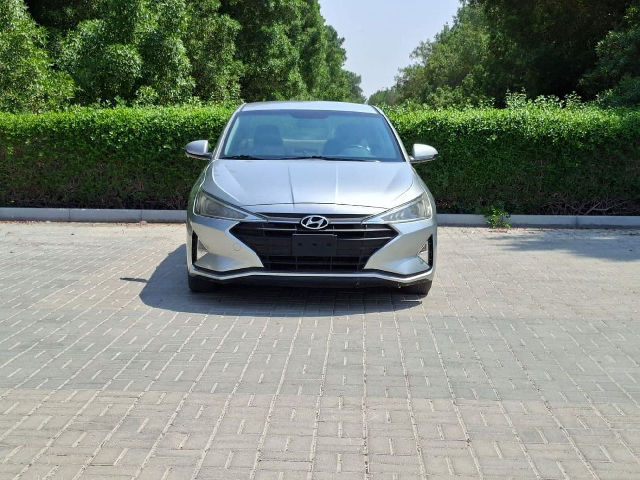 2020 Hyundai Elantra GL thumbnail 2