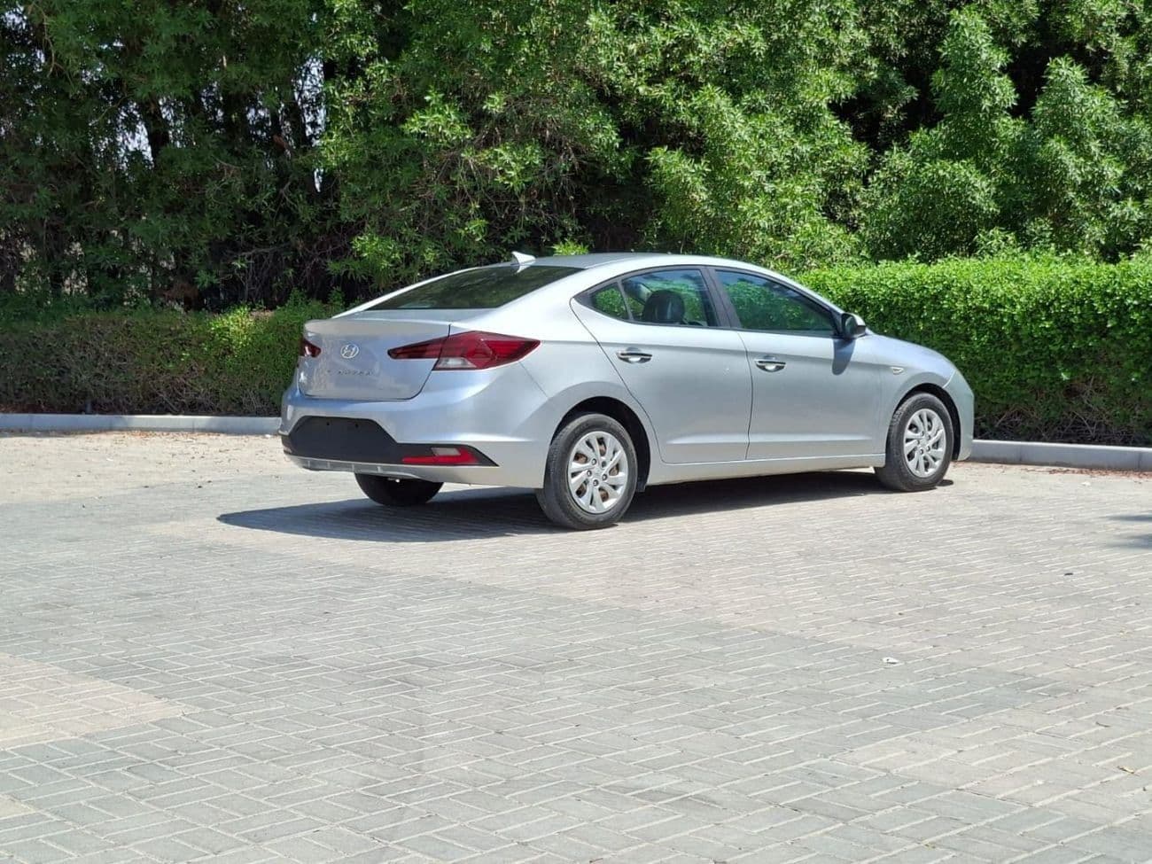 2020 Hyundai Elantra GL thumbnail 8
