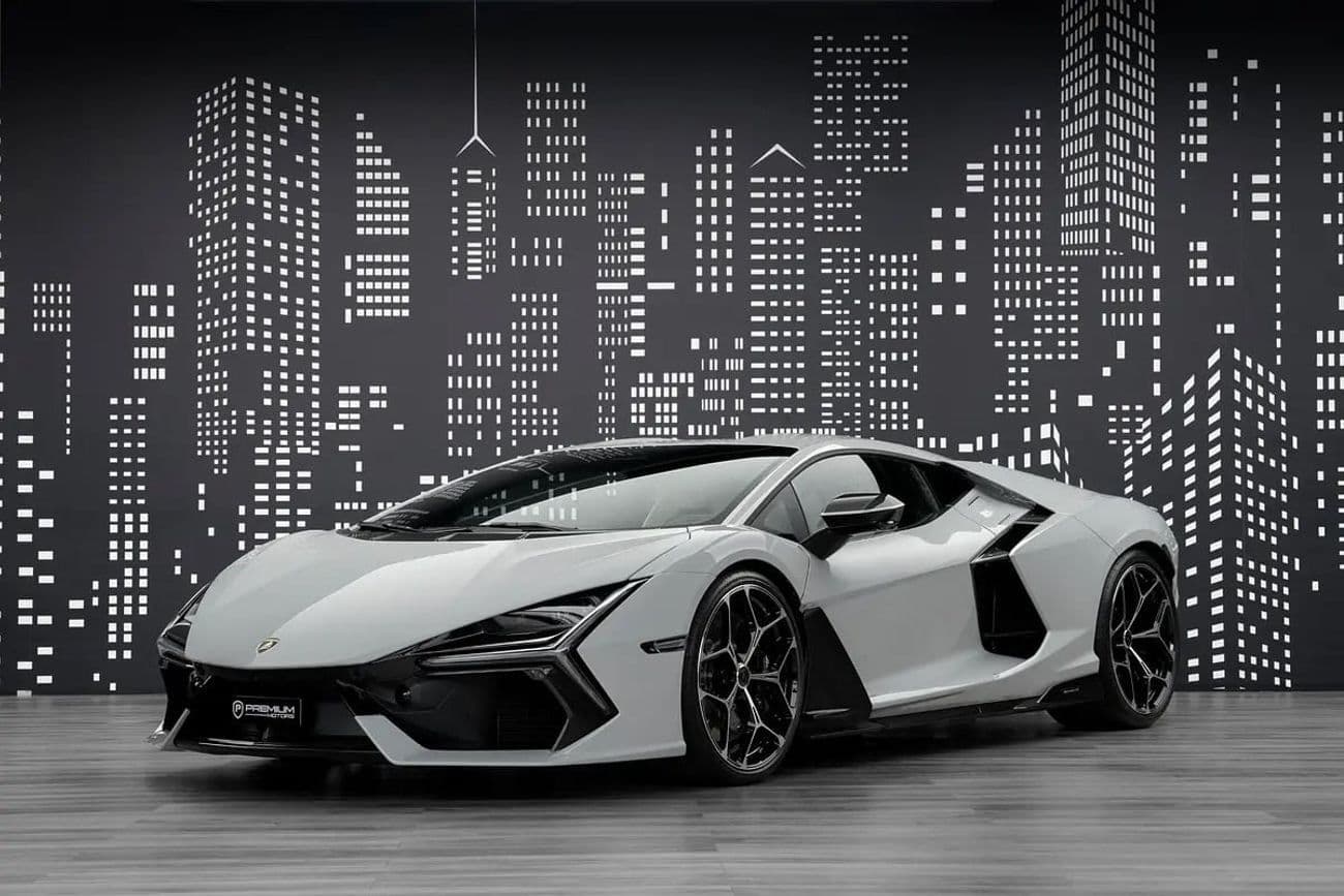 2026 Lamborghini Revuelto STANDARD thumbnail 2