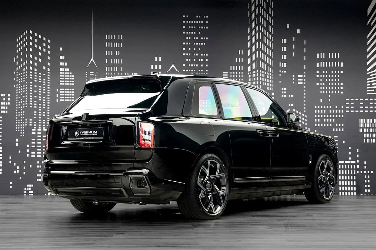 2025 Rolls Royce Cullinan BLACK BADGE thumbnail 4