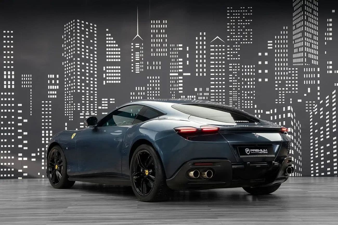 2023 Ferrari Roma STANDARD thumbnail 3