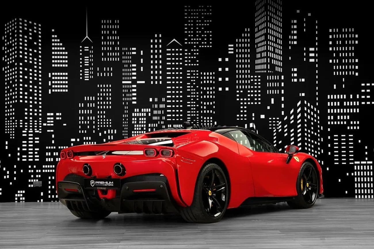 2022 Ferrari SF90 STRADALE thumbnail 5