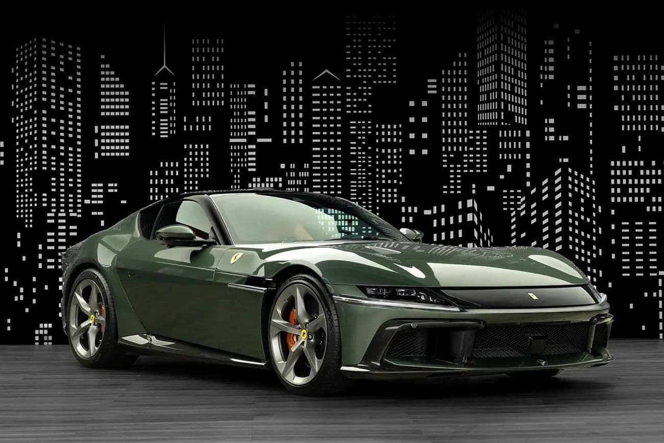 2025 Ferrari 12Cilindri STANDARD thumbnail 3