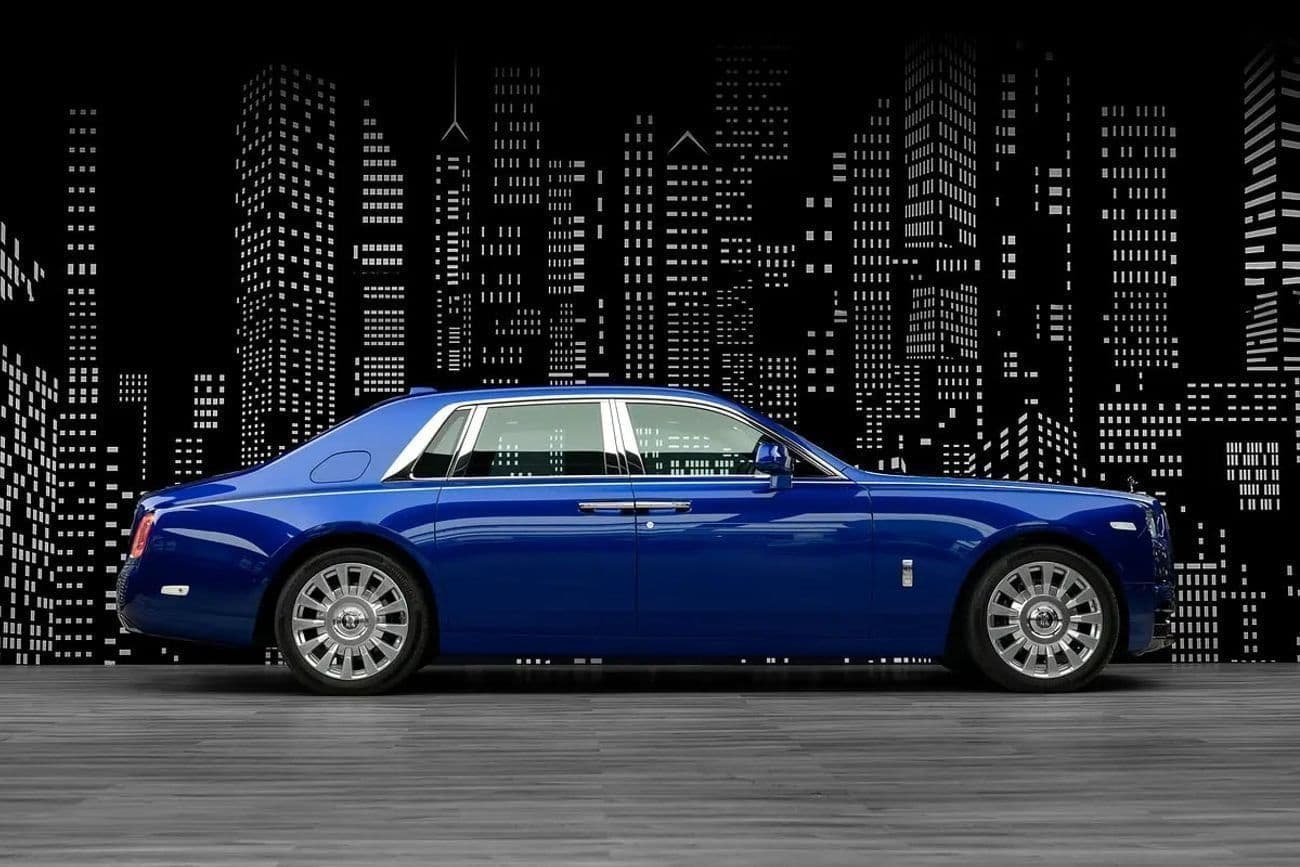 2019 Rolls Royce Phantom STANDARD thumbnail 7