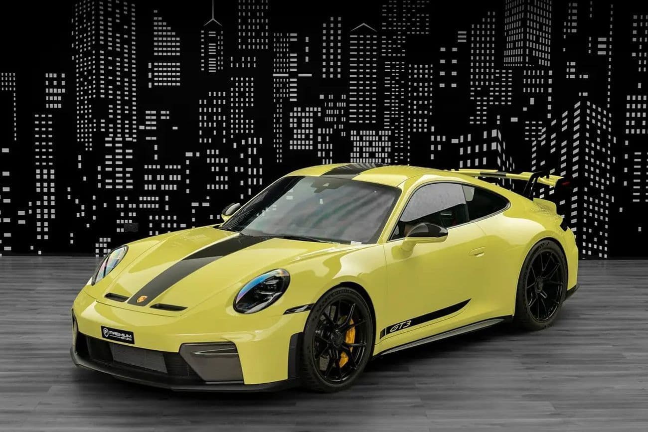 2025 Porsche 911 GT3 thumbnail 5