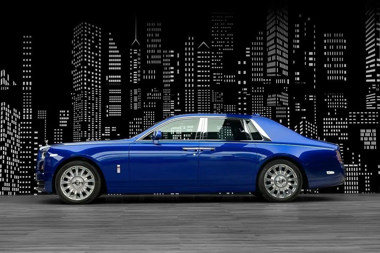 2019 Rolls Royce Phantom STANDARD thumbnail 6