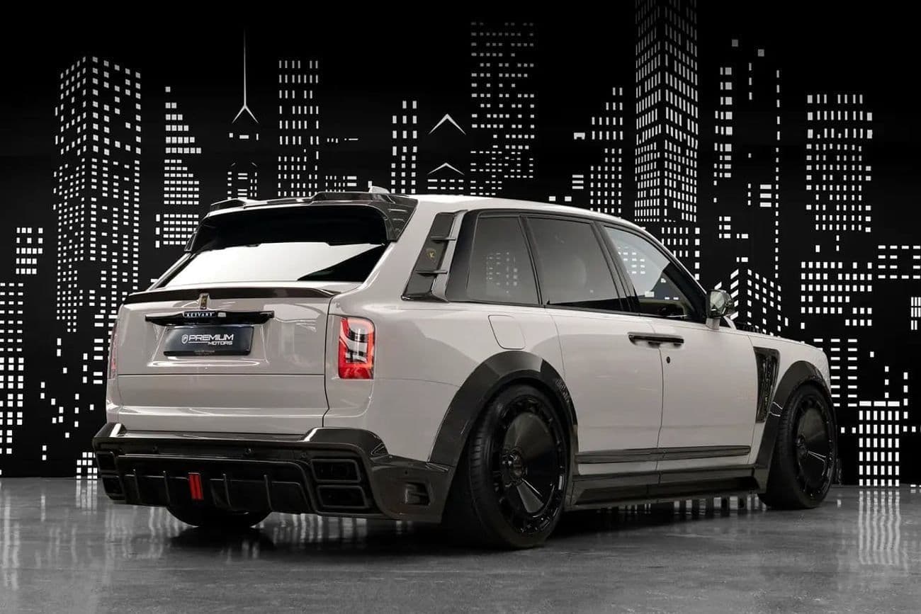 2026 Rolls Royce Cullinan BLACK BADGE thumbnail 2