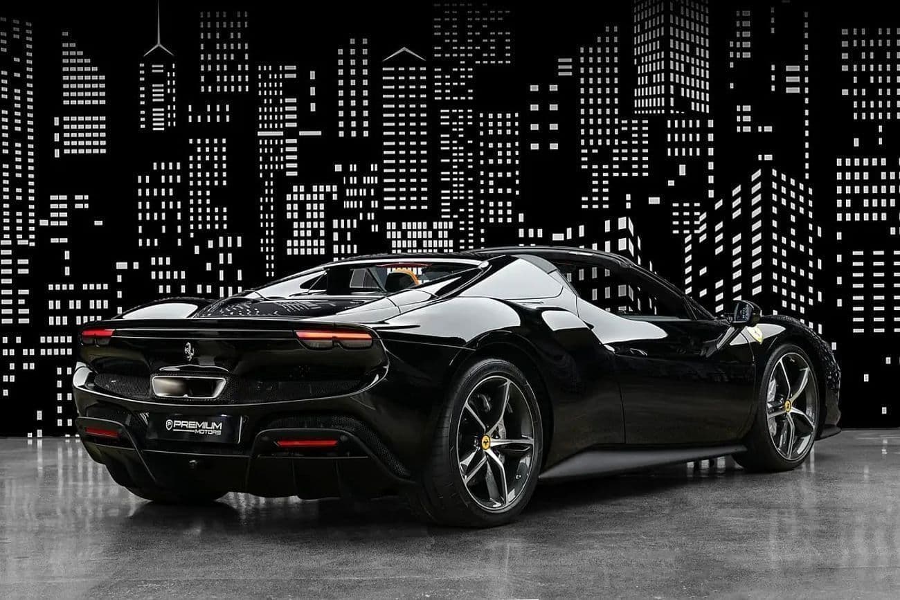 2024 Ferrari 296 GTS thumbnail 2