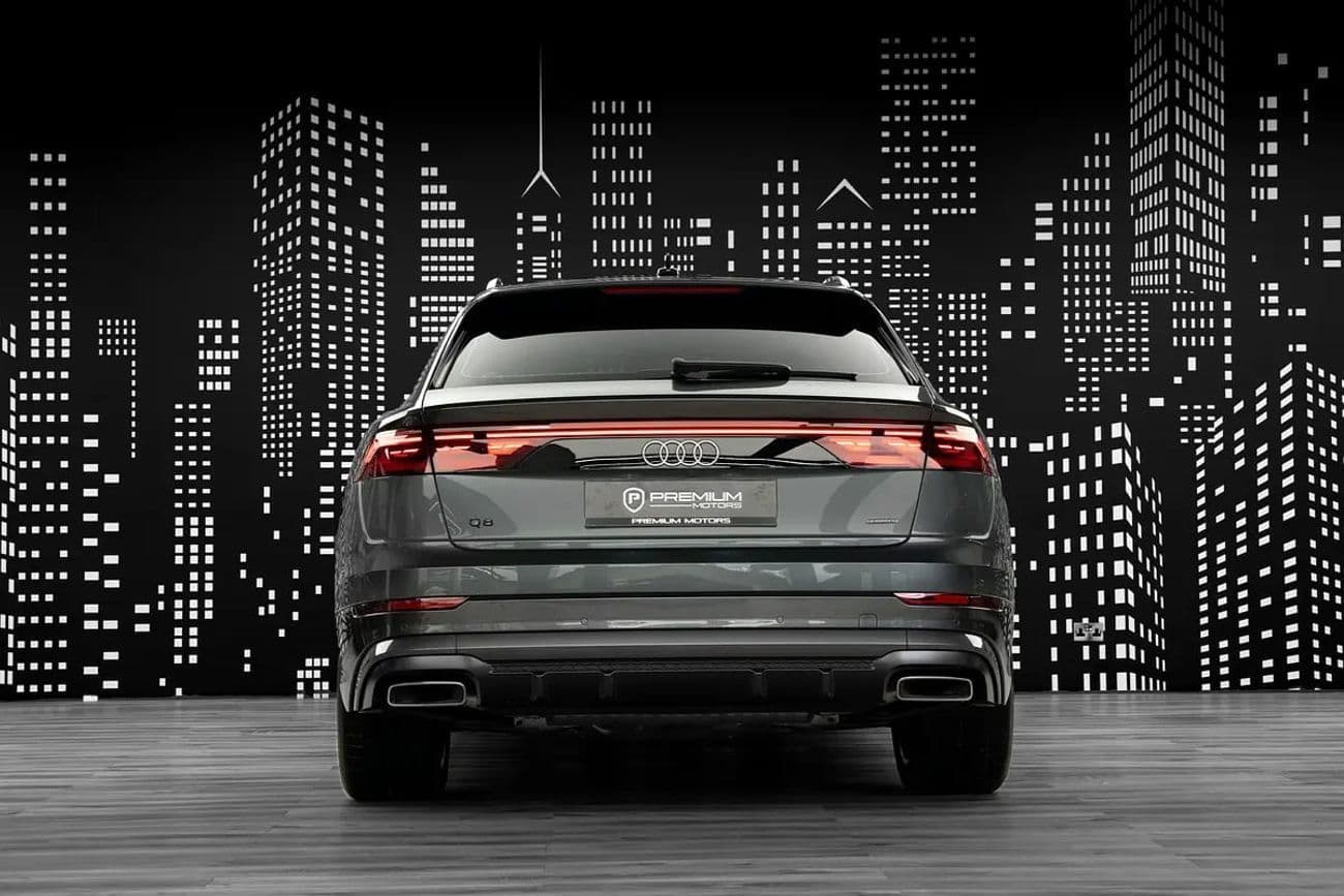 2025 Audi Q8 55 TFSI thumbnail 7