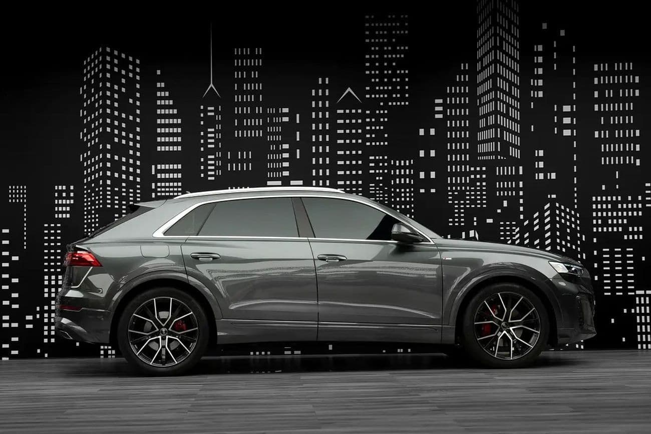 2025 Audi Q8 55 TFSI thumbnail 8