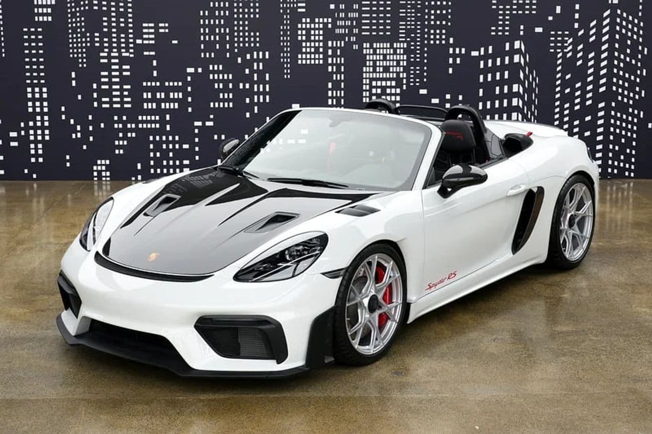 2024 Porsche 718 Spyder RS thumbnail 4