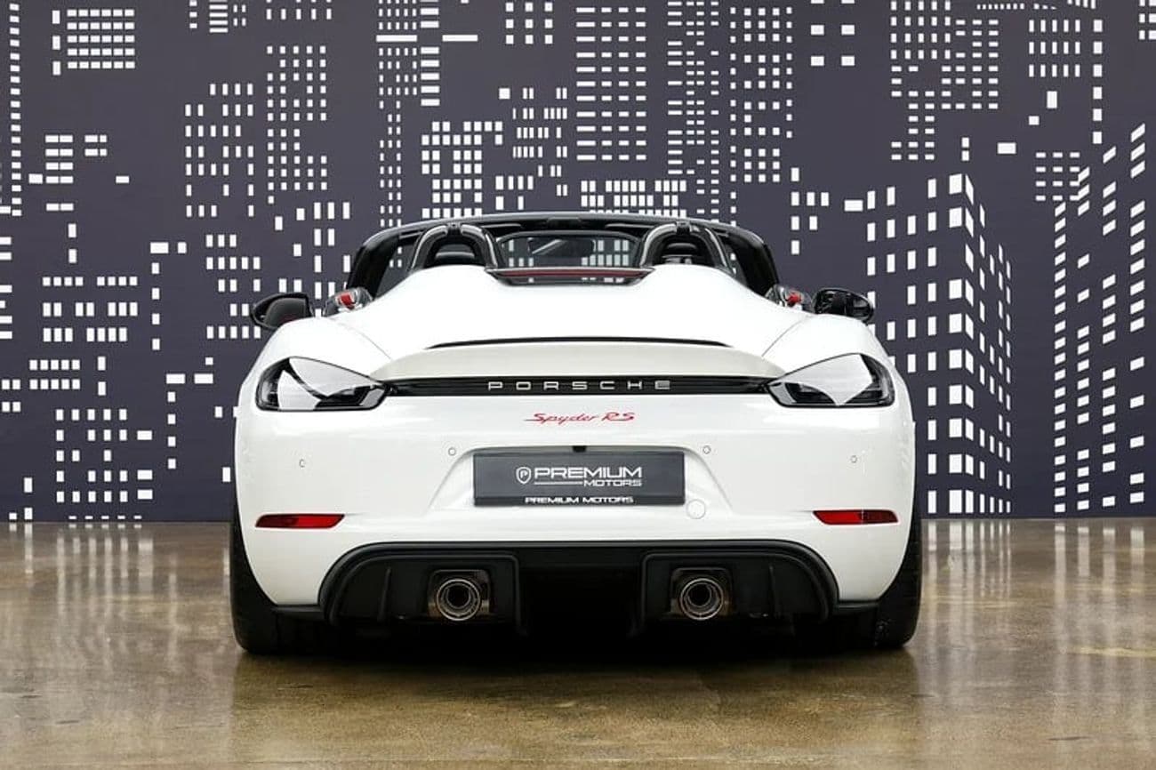2024 Porsche 718 Spyder RS thumbnail 8