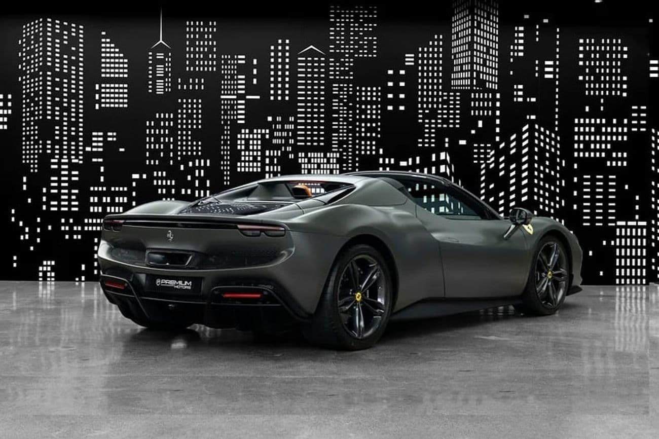 2025 Ferrari 296 GTS thumbnail 2