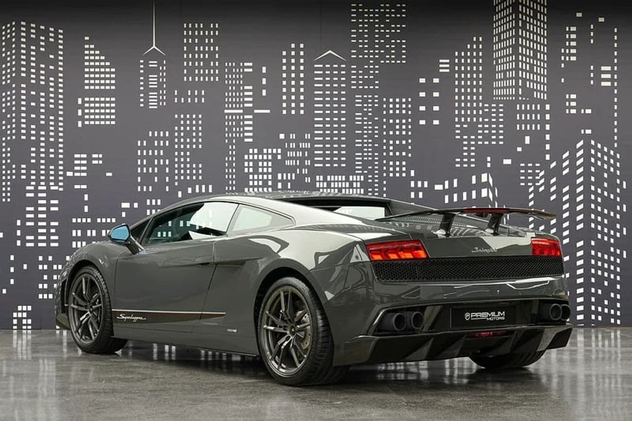 2010 Lamborghini Gallardo thumbnail 4