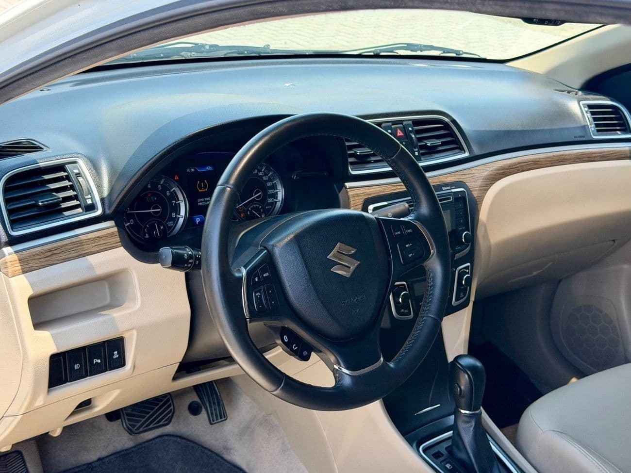 2023 Suzuki Ciaz GLX thumbnail 7