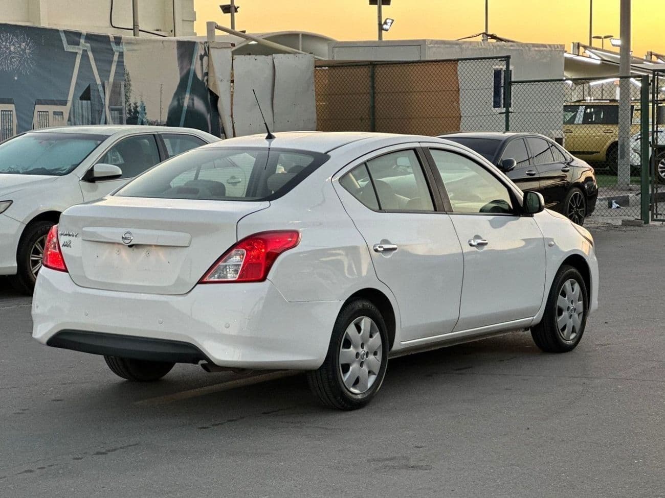 2023 Nissan Sunny S thumbnail 4