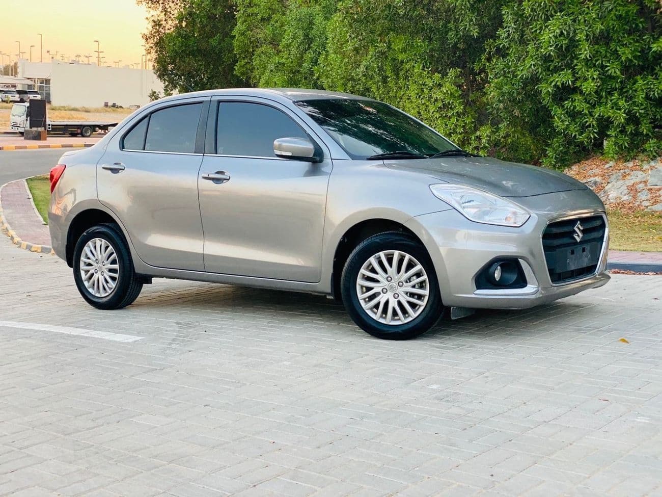 2023 Suzuki Dzire GL thumbnail 3