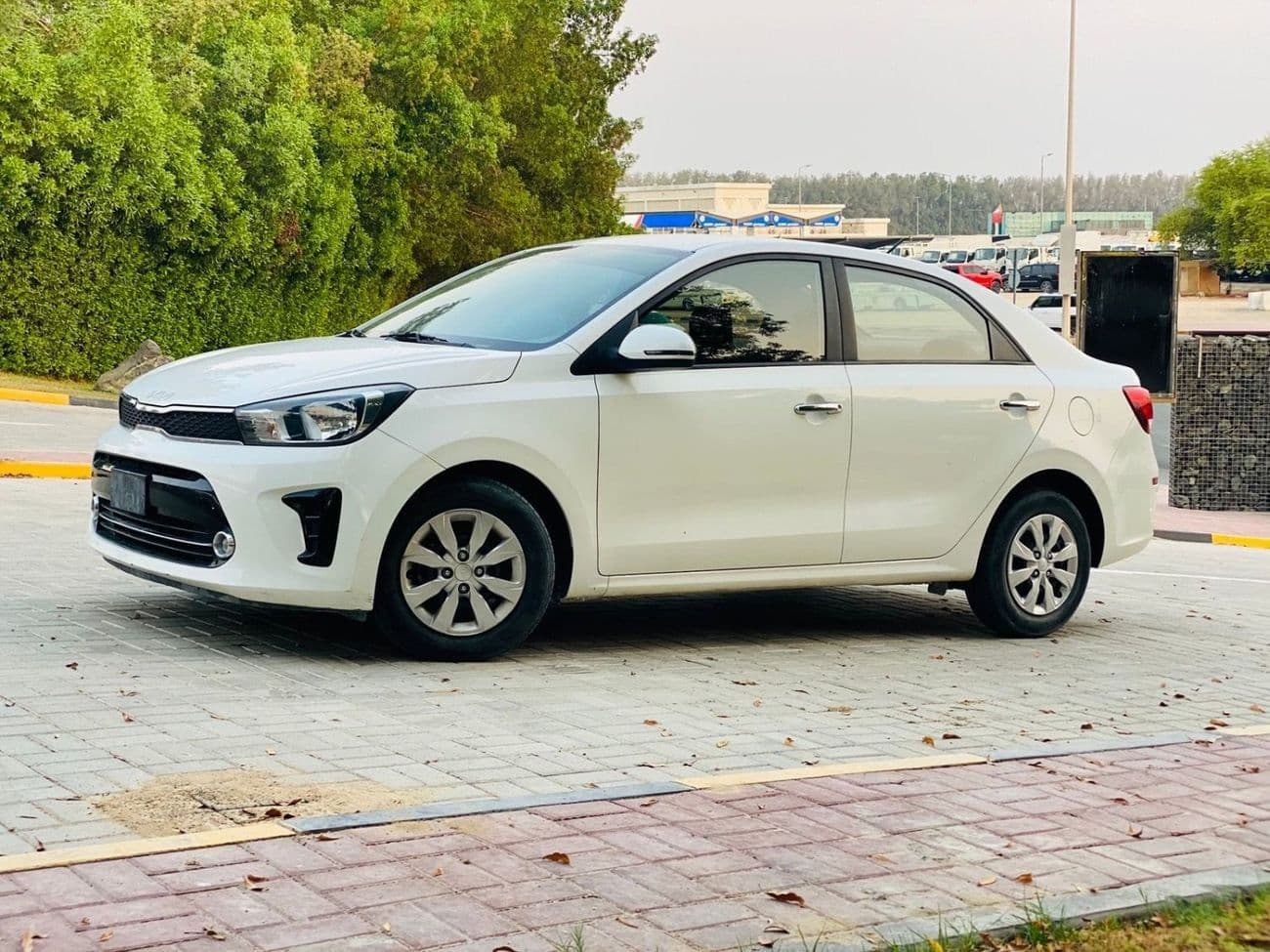 2023 Kia Pegas EX thumbnail 4