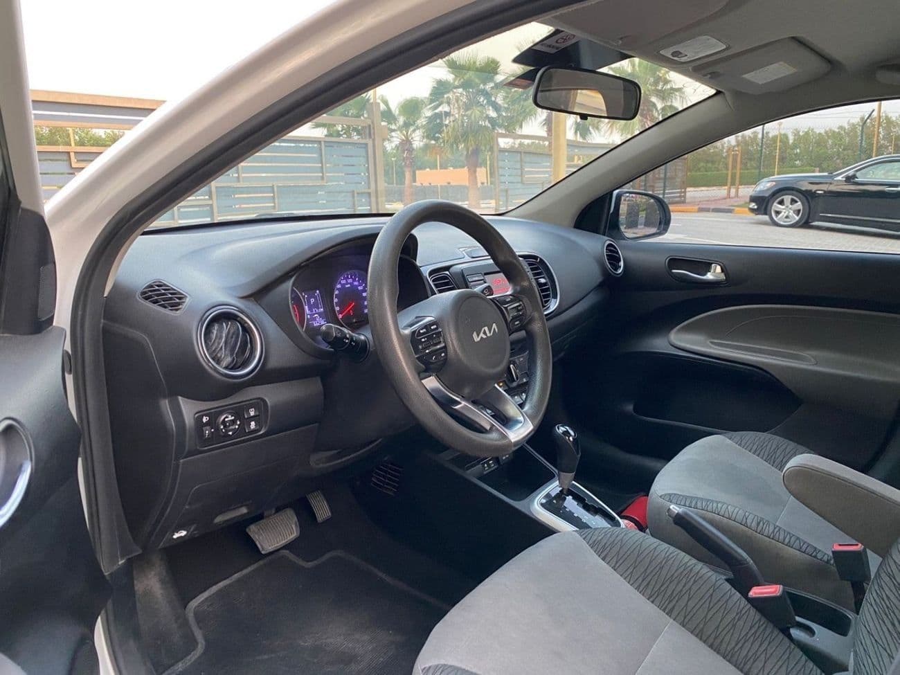 2023 Kia Pegas EX thumbnail 5