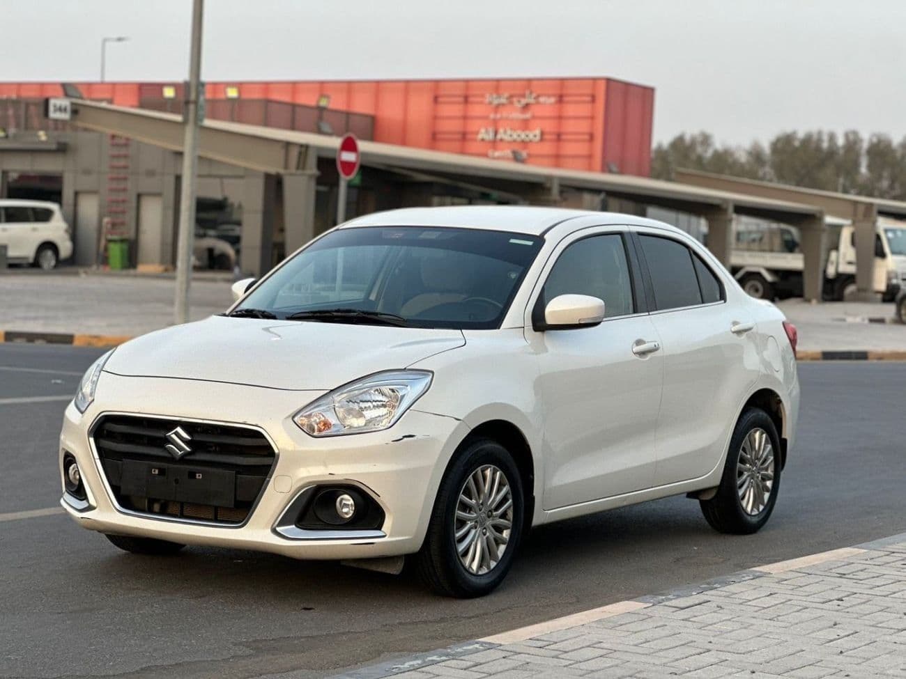 2023 Suzuki Dzire GLX thumbnail 3