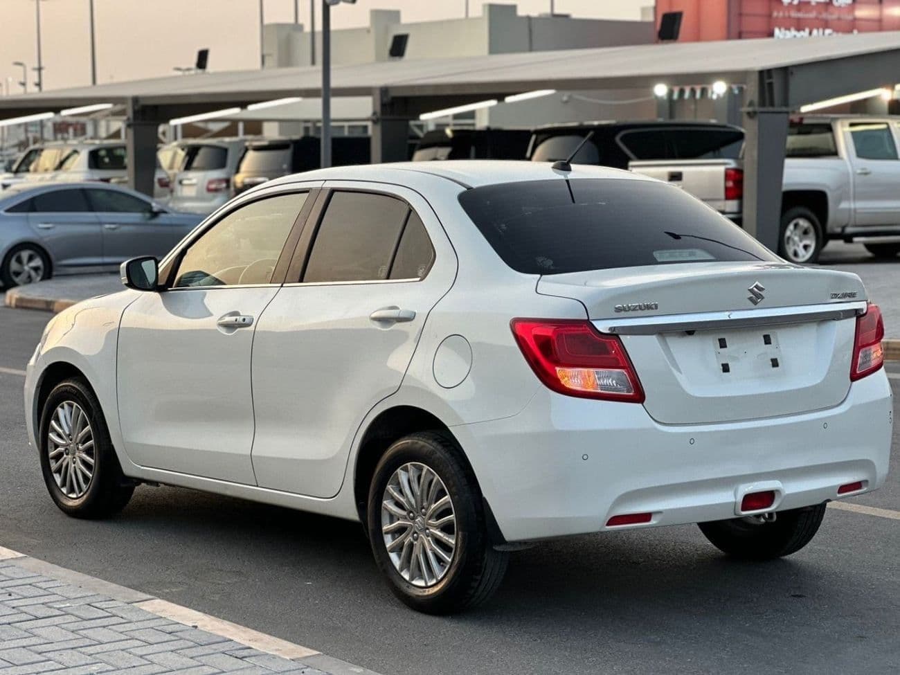 2023 Suzuki Dzire GLX thumbnail 4
