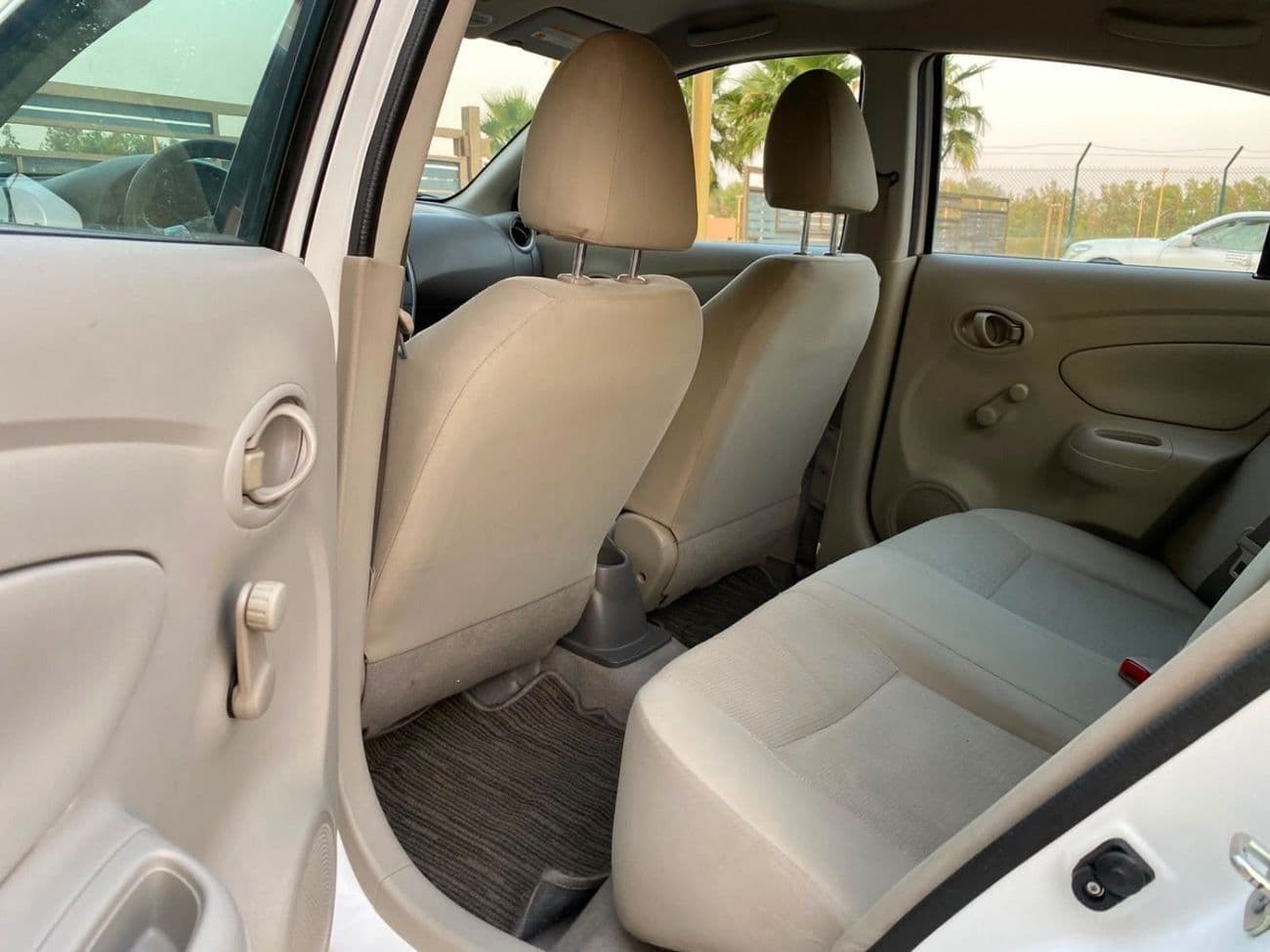 2023 Nissan Sunny SV thumbnail 8