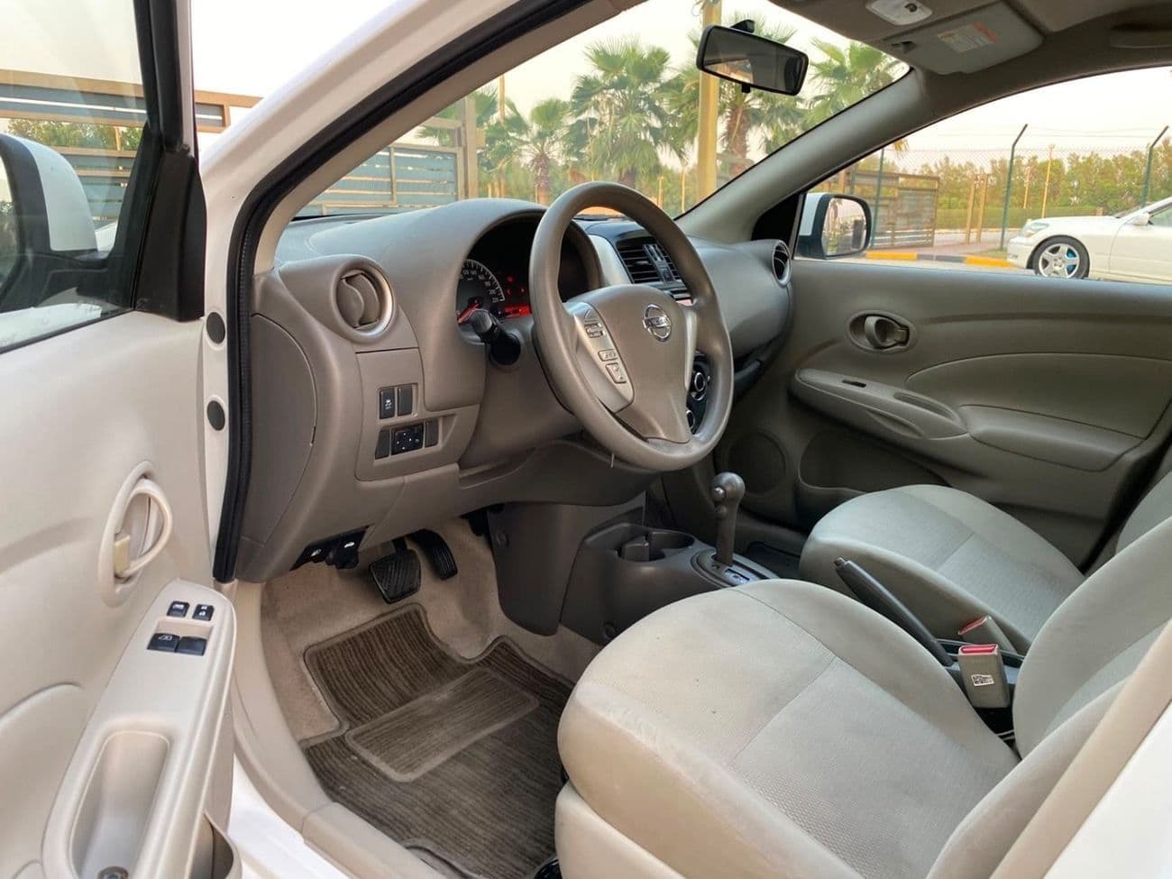 2023 Nissan Sunny SV thumbnail 5