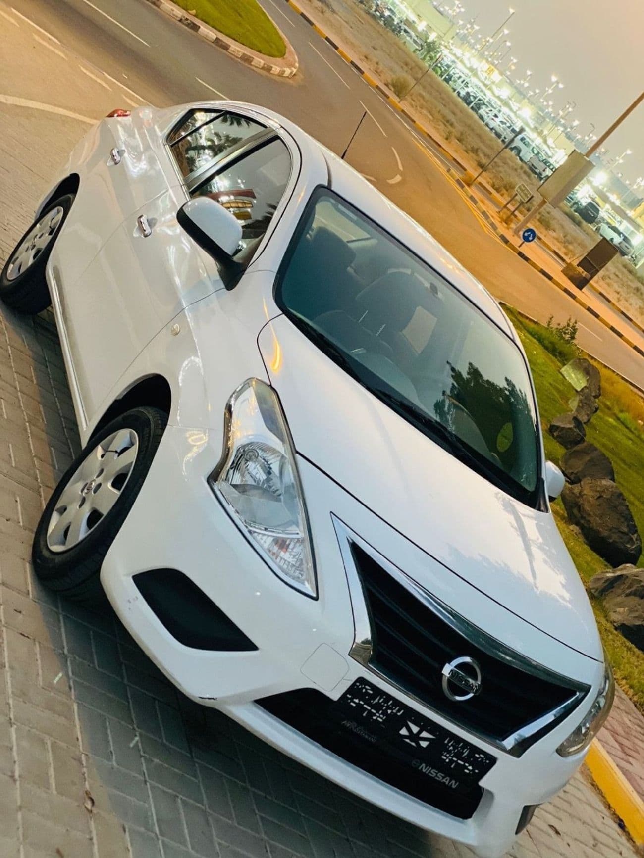 2023 Nissan Sunny SV thumbnail 2