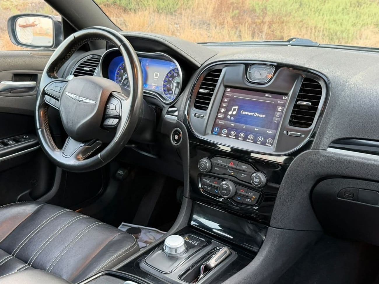 2021 Chrysler 300s thumbnail 7