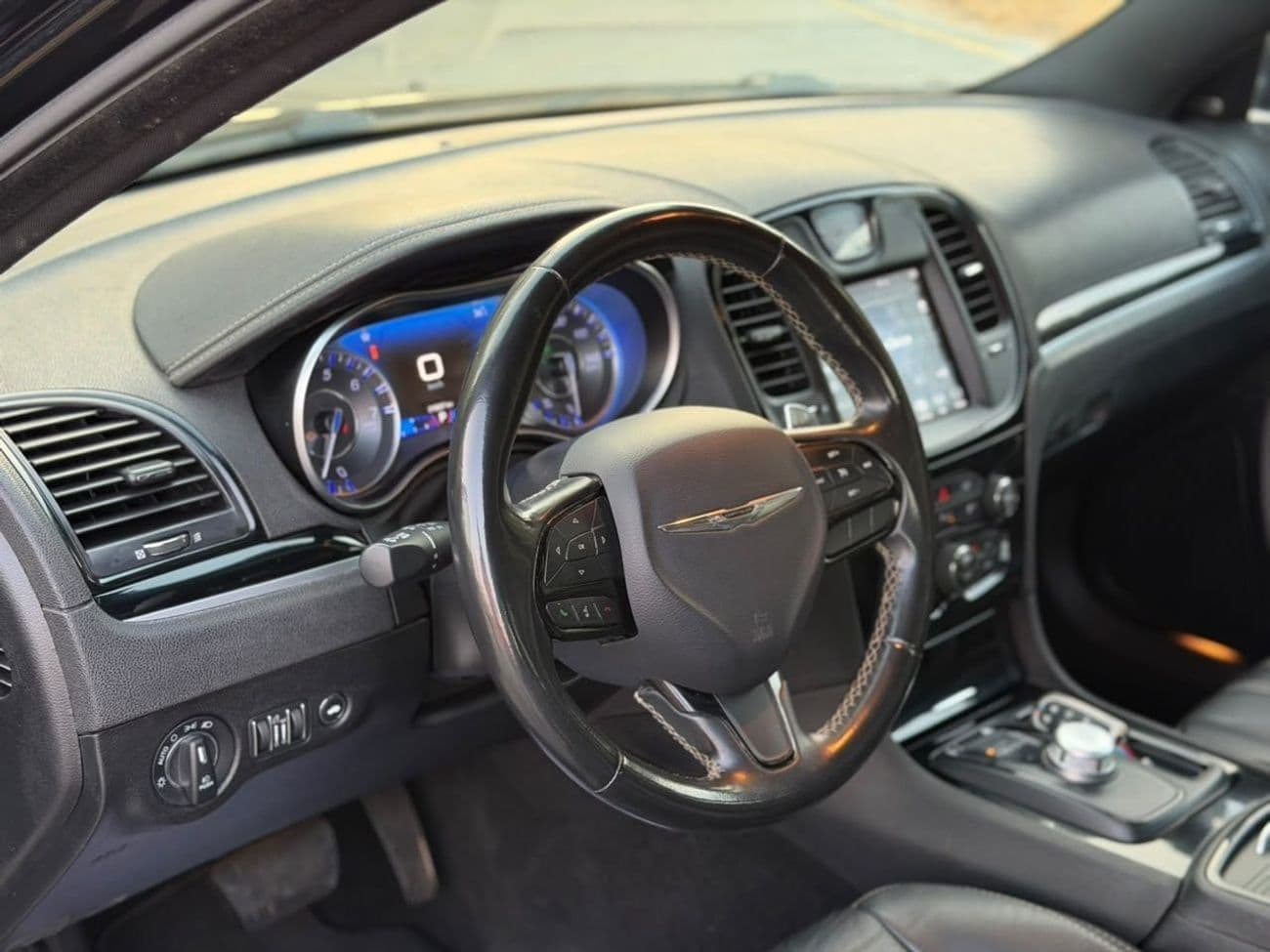 2021 Chrysler 300s thumbnail 8