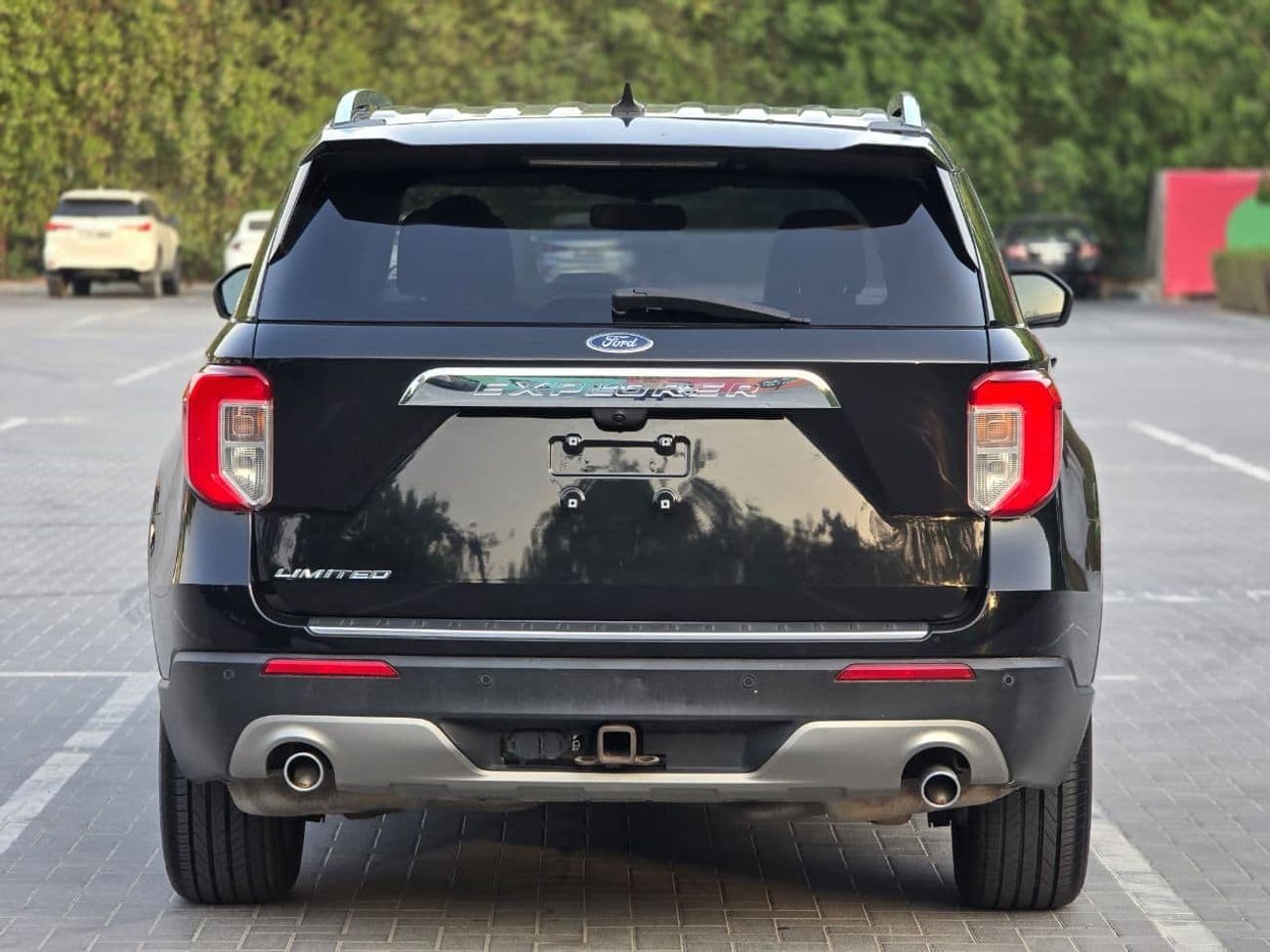 2021 Ford Explorer LIMITED thumbnail 6