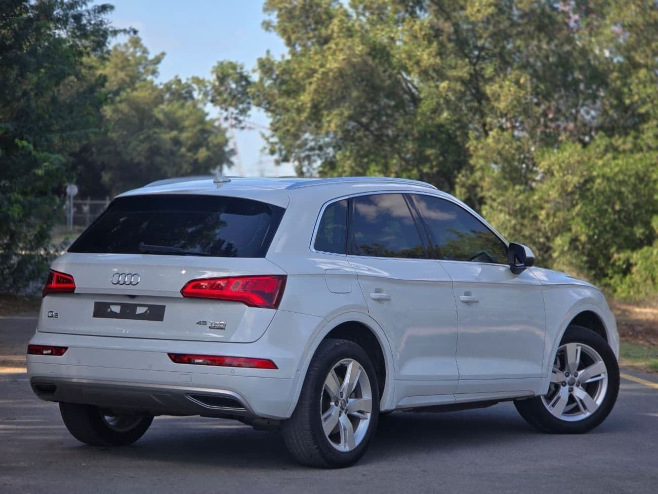 2020 Audi Q5 45 TFSI thumbnail 4