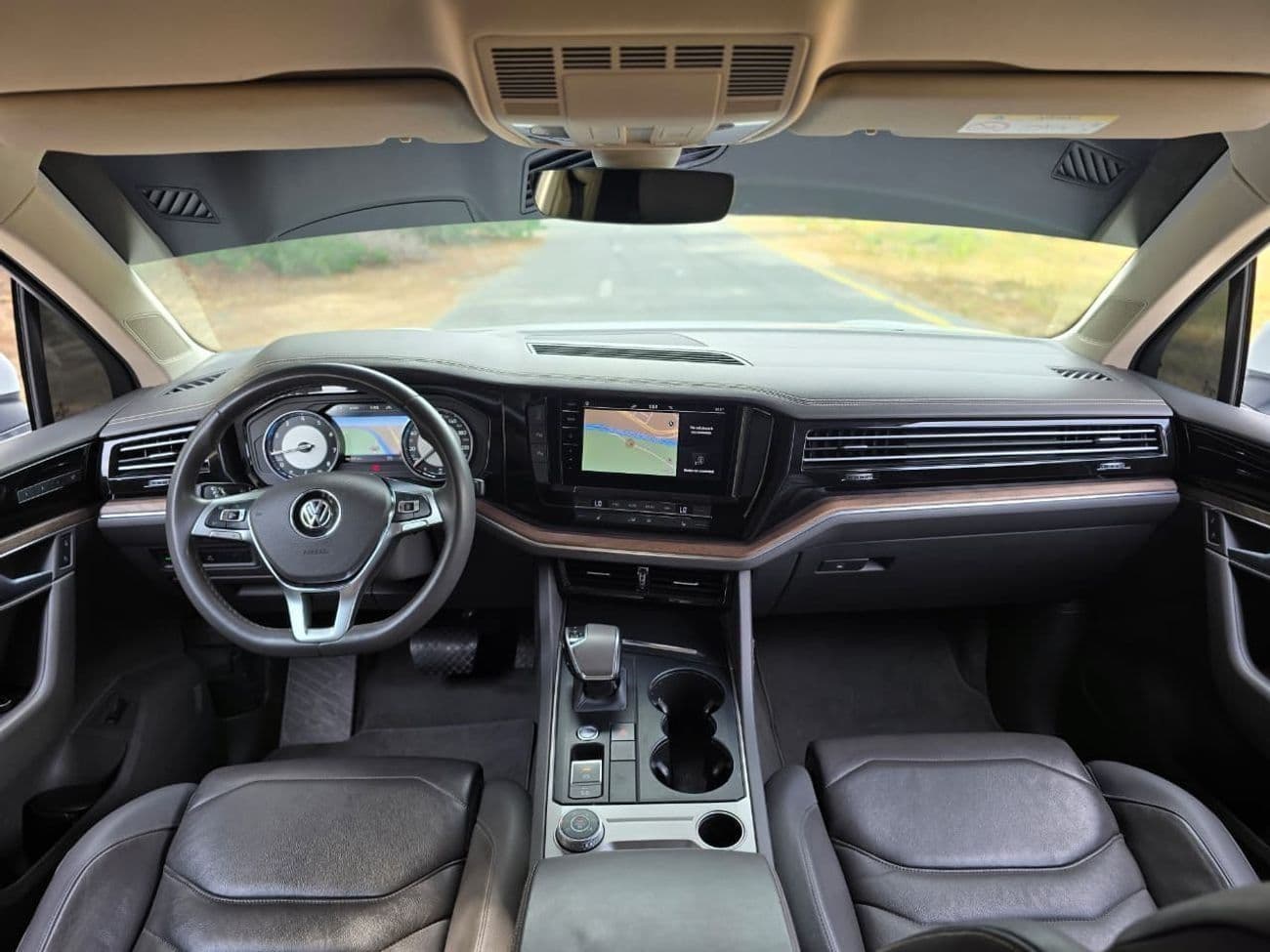 2018 Volkswagen Touareg COMFORT LINE thumbnail 8