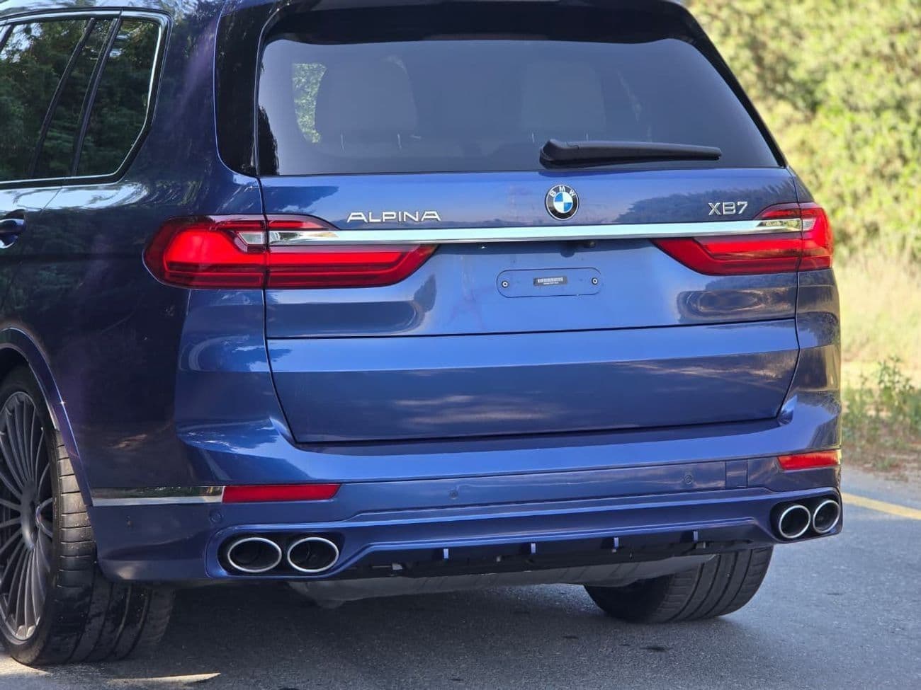 2021 BMW XB7 thumbnail 7