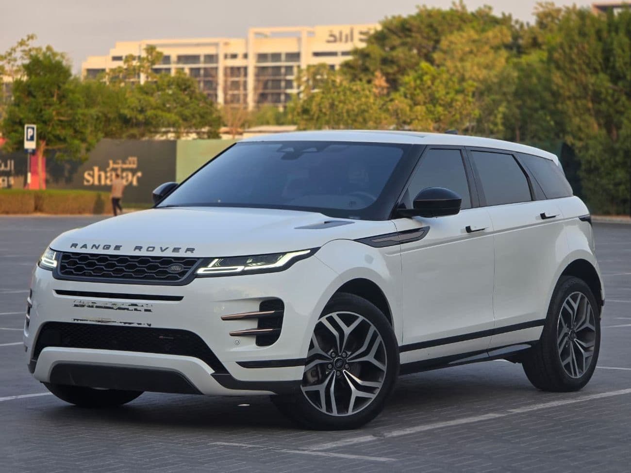 2022 Land Rover Range Rover Evoque R DYNAMIC HSE P250 thumbnail 3