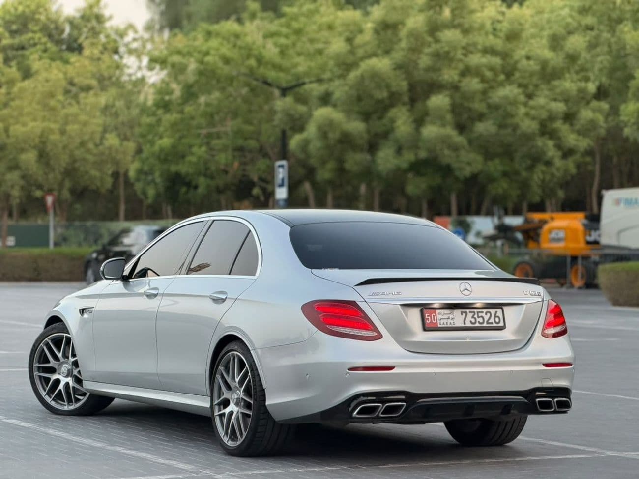 2017 Mercedes Benz E63 AMG S thumbnail 4