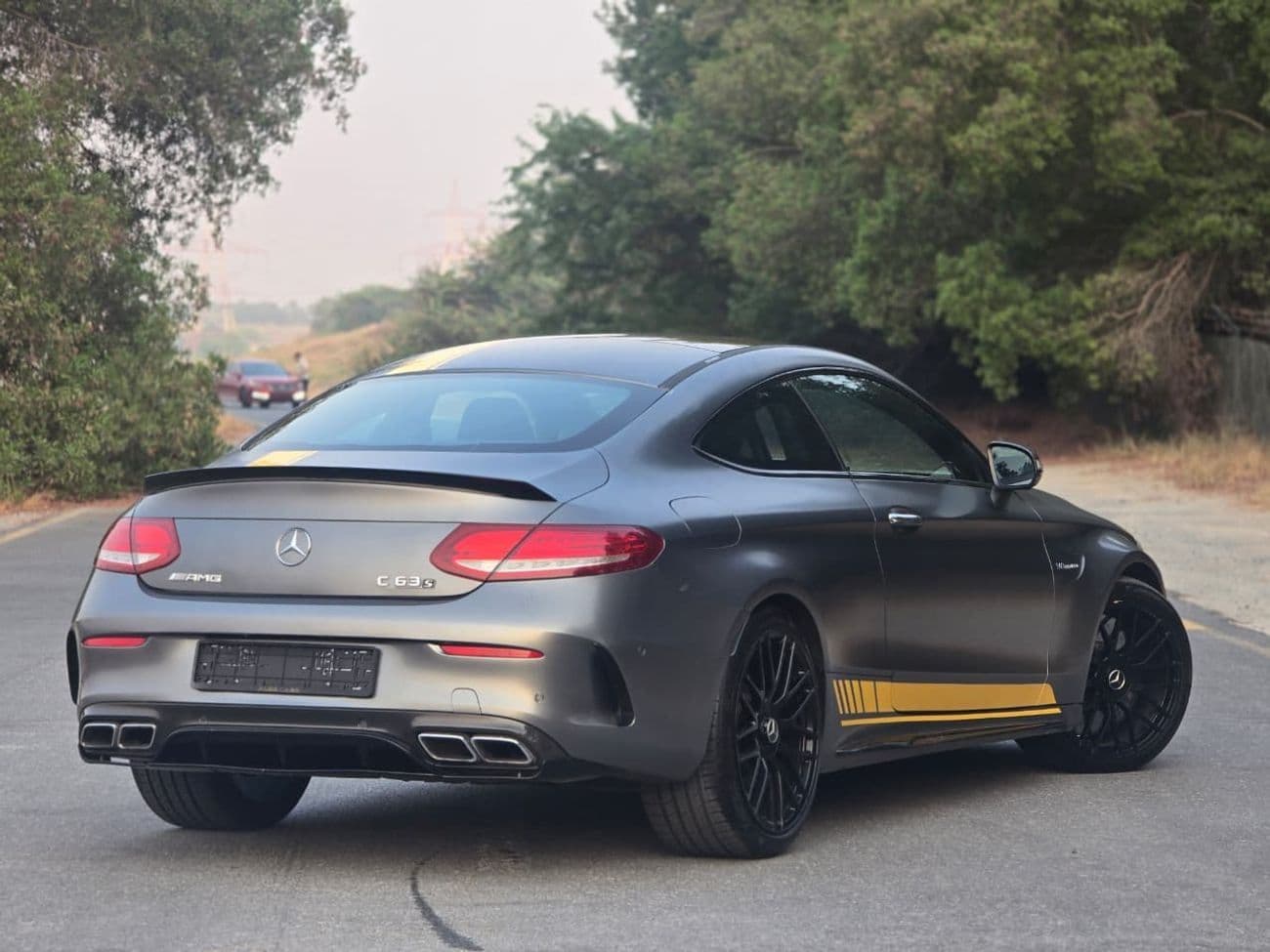 2017 Mercedes Benz C63 AMG S thumbnail 4