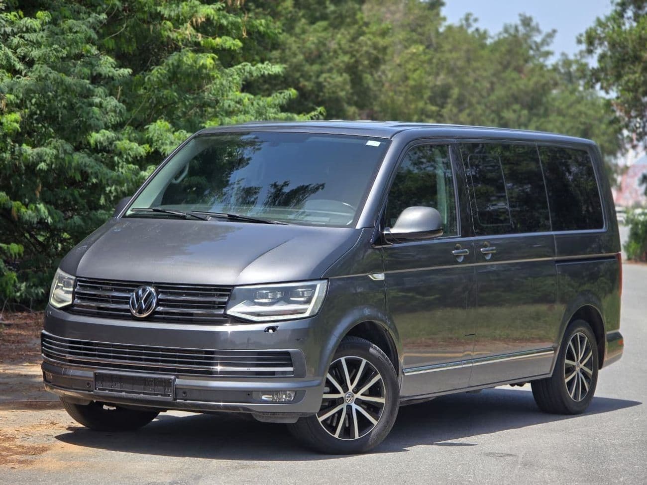 2019 Volkswagen Multivan HIGHLINE thumbnail 3
